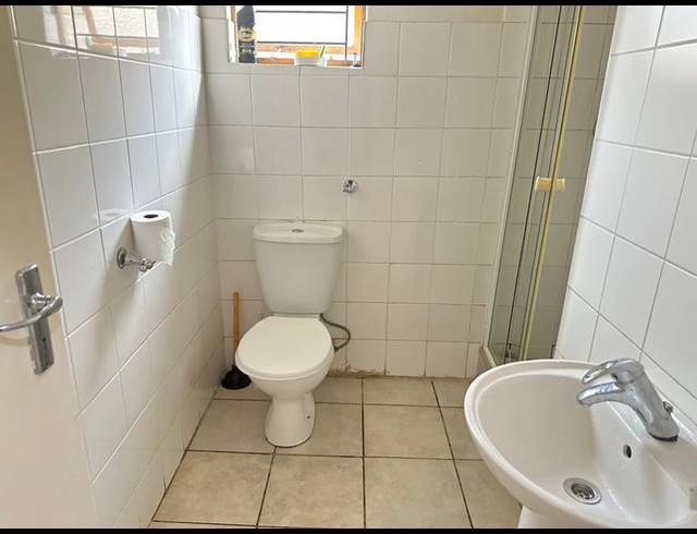 4 BEDROOM HOUSE FOR SALE IN MTHATHA CENTRAL